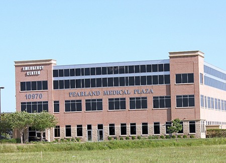 Pearland Medical Plaza exterior